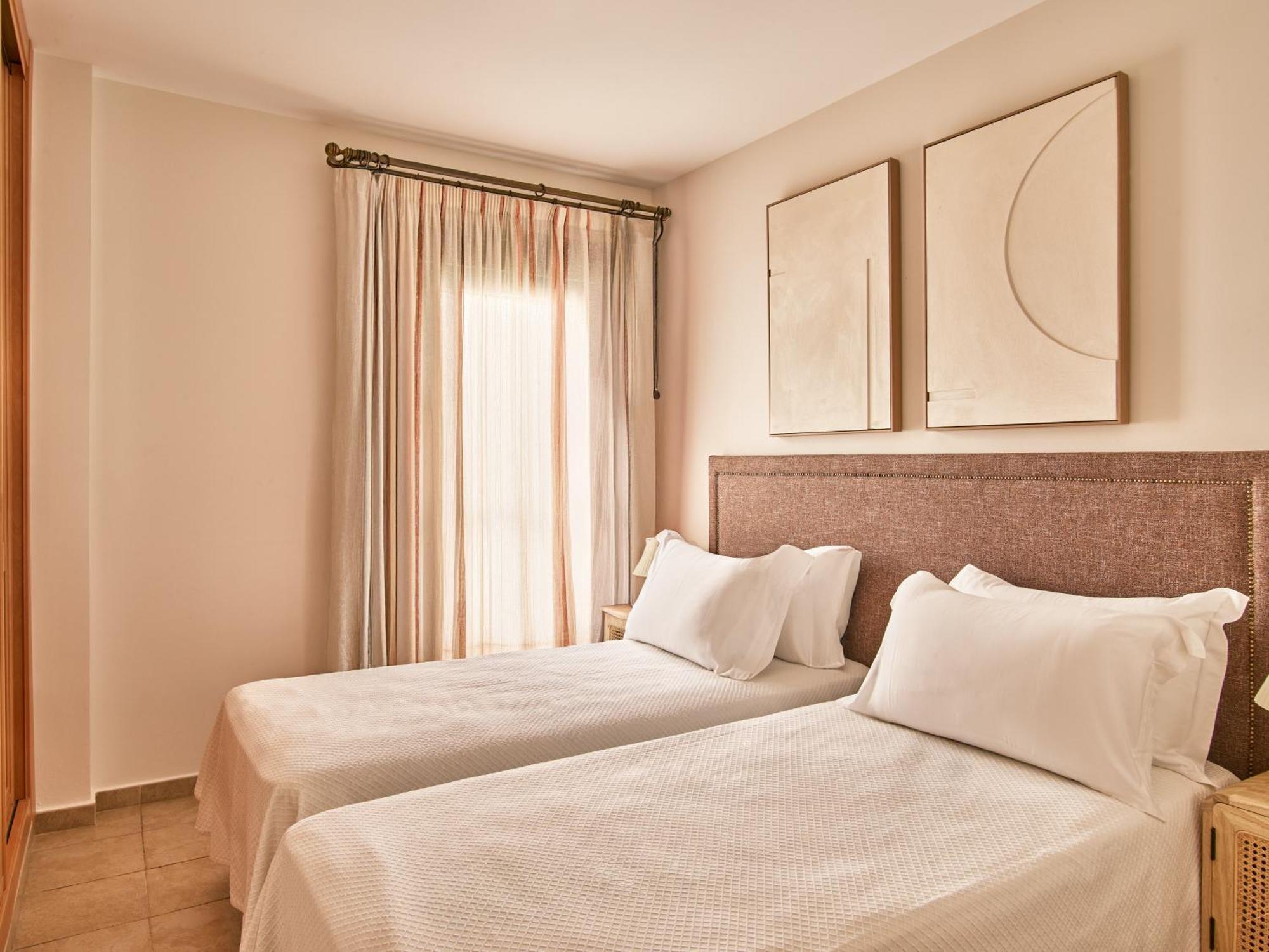 Apartamentos Turisticos Casa De La Borrega Εστεπόνα Εξωτερικό φωτογραφία